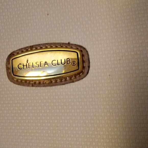 Bag 21 - Picture 3 of 3